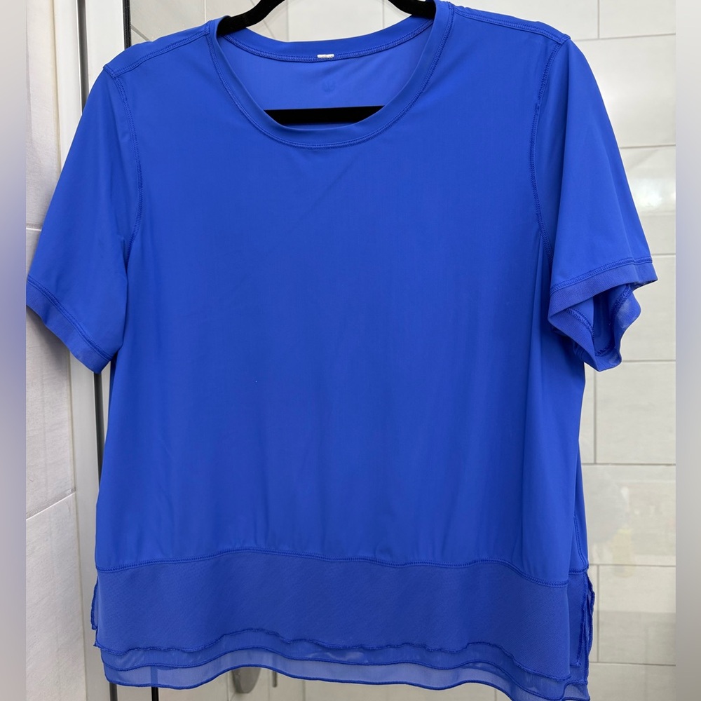 lululemon sole training top